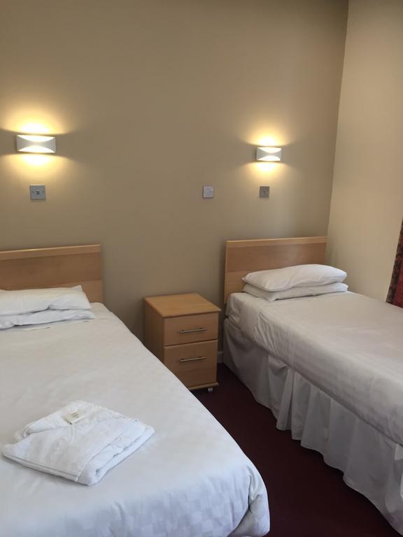Hadleigh Hotel Істборн Екстер'єр фото